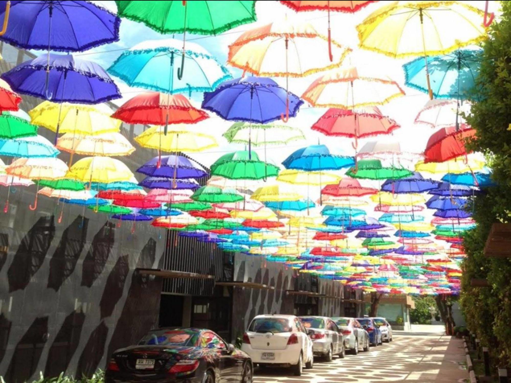 Mdr Hotel Lopburi Exterior photo